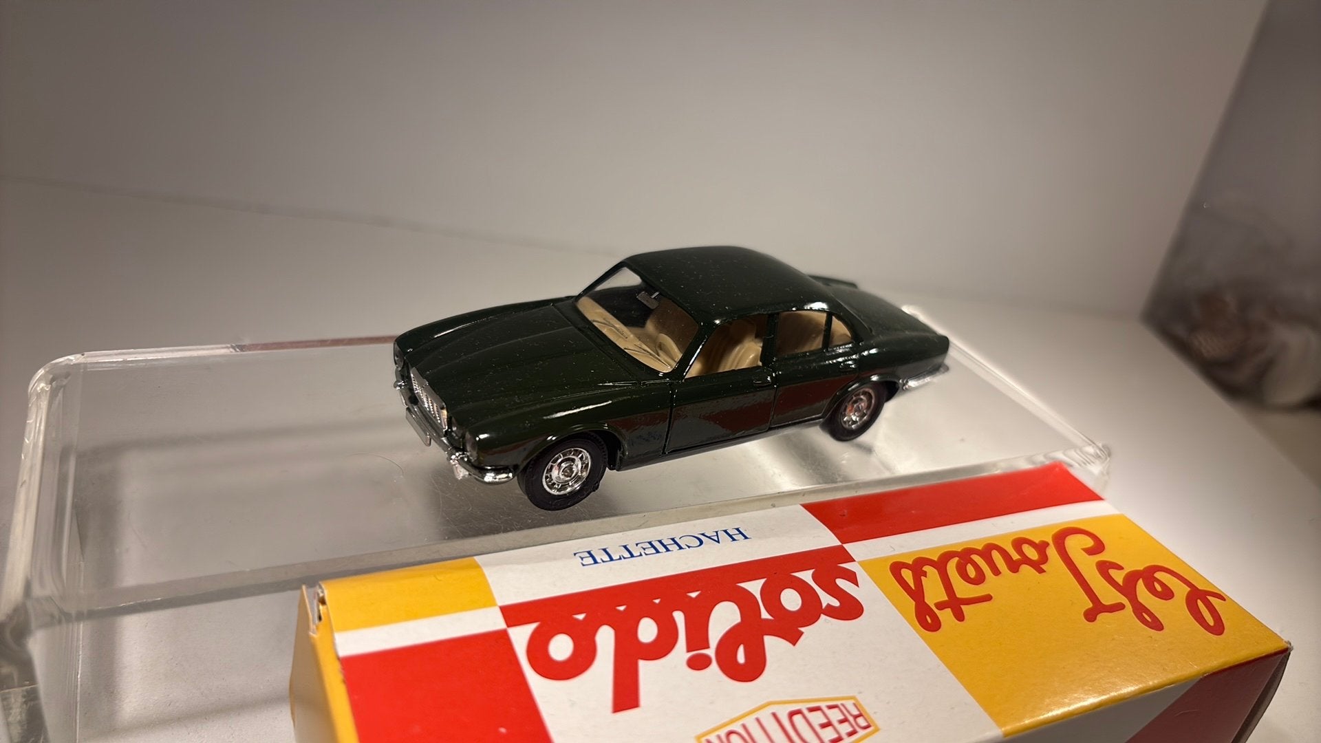 Jaguar xj 12 solido 1.43, Auto, Solido, Ophalen of Verzenden, A
