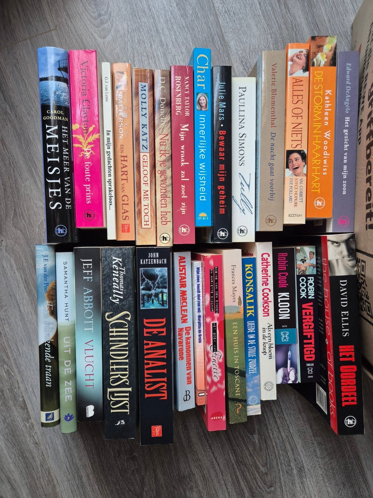 Grote collectie diverse boeken, thrillers en romans, Ophalen of Verzenden, Zo goed als nieuw, Thomas Keneally, Nederland