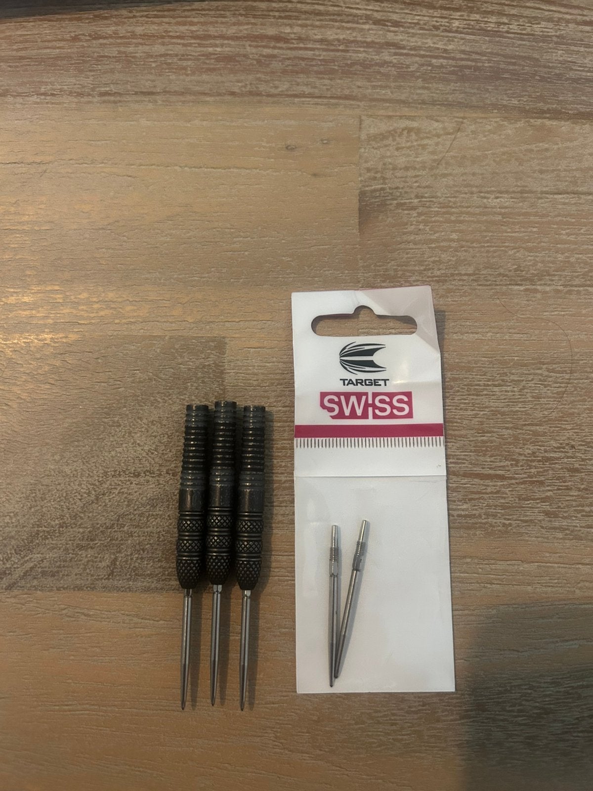 Target Raymond van Barneveld echo darts 25G, Sport en Fitness, Ophalen of Verzenden, Zo goed als nieuw, Pijlen