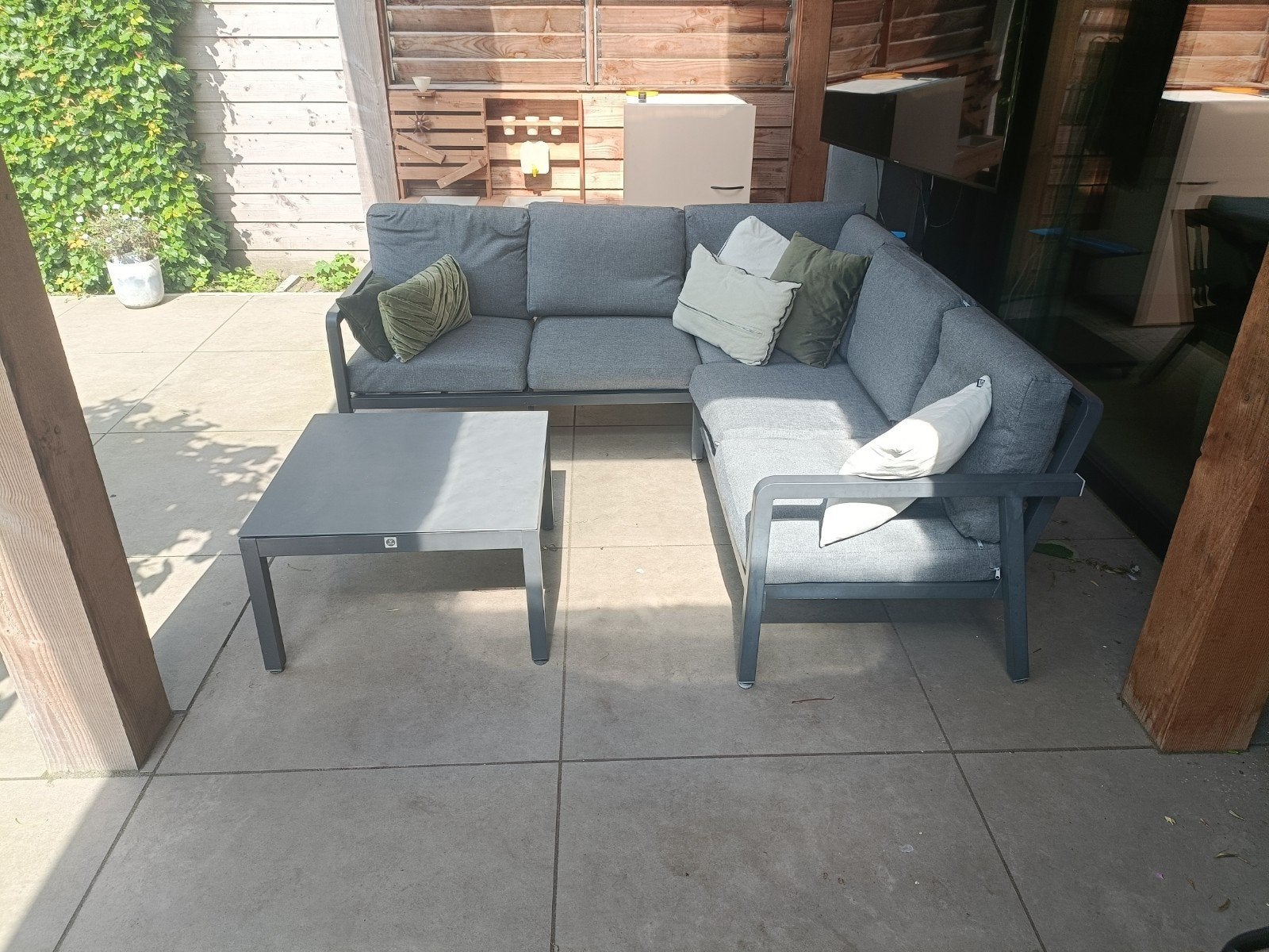 Moderne loungeset Le Sud 200x200 cm met salontafel, Tuin en Terras, Ophalen, 5 zitplaatsen, Gebruikt, Bank