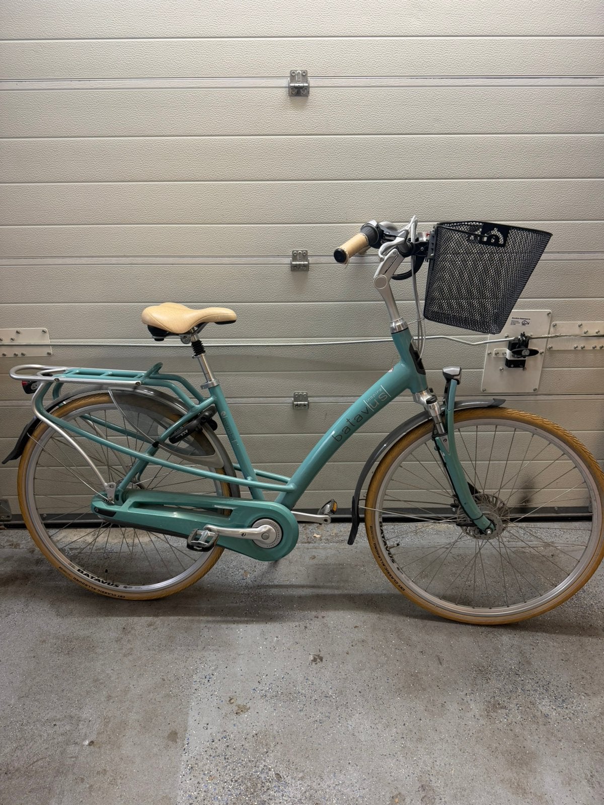 Batavus Inspire / 28 Inch / Z.G.A.N / Damesfiets, 53 tot 56 cm, Ophalen, Zo goed als nieuw, Batavus