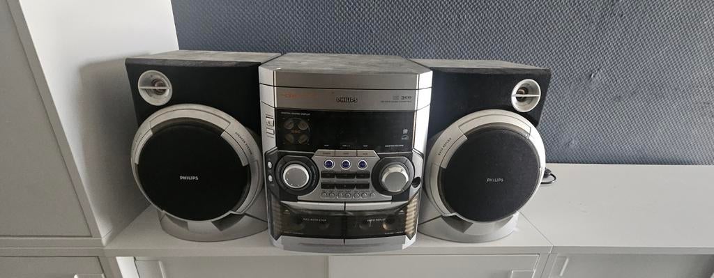 Philips CD-speler met radio en cassettedeck, Philips, Gebruikt, Tuner of Radio, Losse componenten