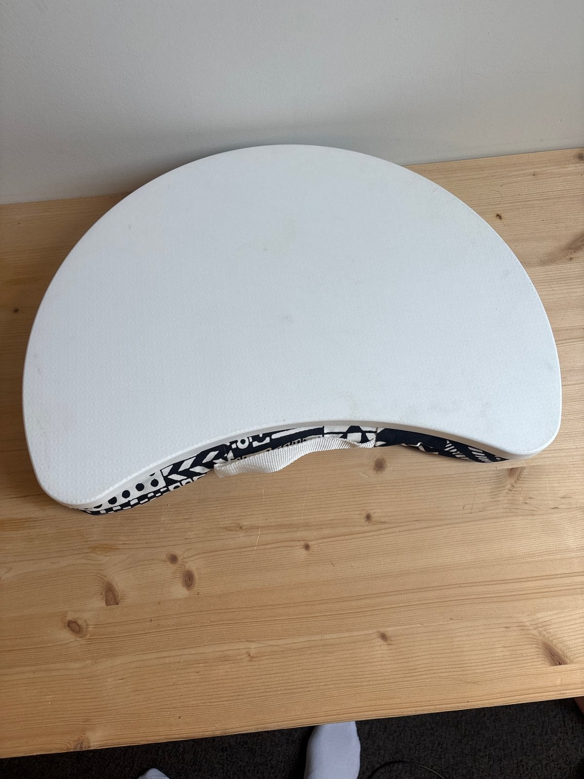 Laptophouder / Laptray met kussen - Zwart/Wit, Ophalen, Hout, Gebruikt, Meerkleurig
