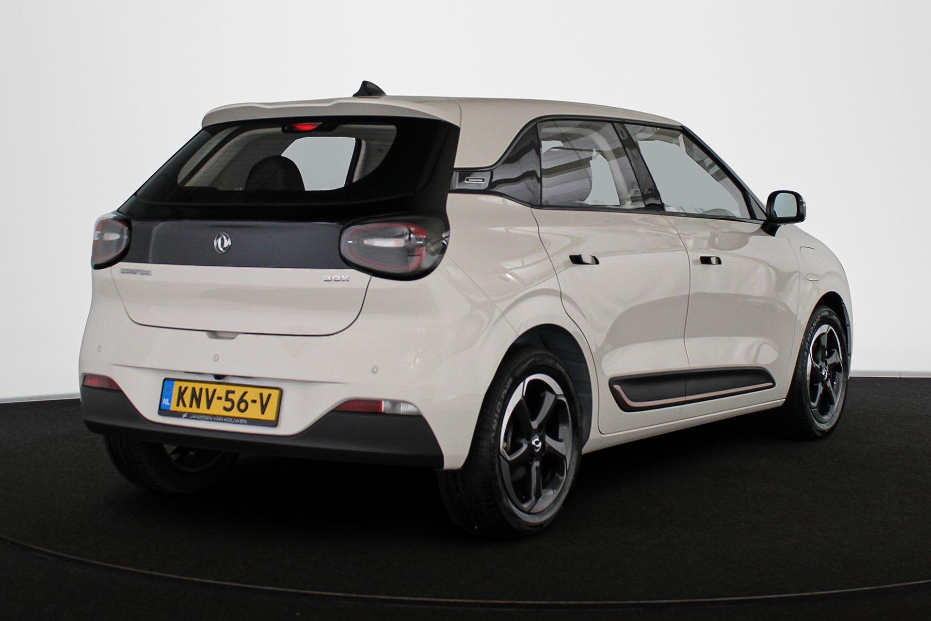 Dongfeng BOX Premium Edition 42 kWh / Demo voordeel, Auto's, 1330 kg, Stof, Gebruikt, 95 pk