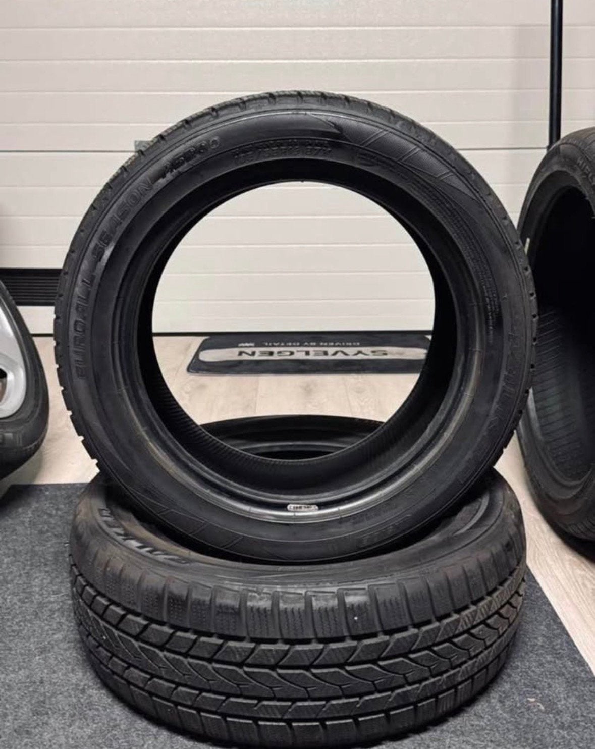2x 195 55 16 FALKEN AS200 ALL SEASON Banden - 7mm!!, Auto-onderdelen, Banden en Velgen, Ophalen, Gebruikt, 16 inch, All Season