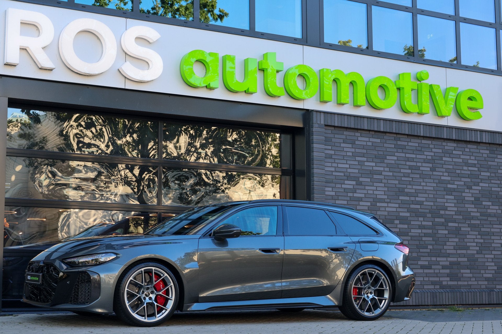 Audi RS5 Avant RS 5 e-hybrid quattro | VOL! | KERAMISCH | SP, Auto's, Automaat, Dealer onderhouden, Gebruikt, Zwart