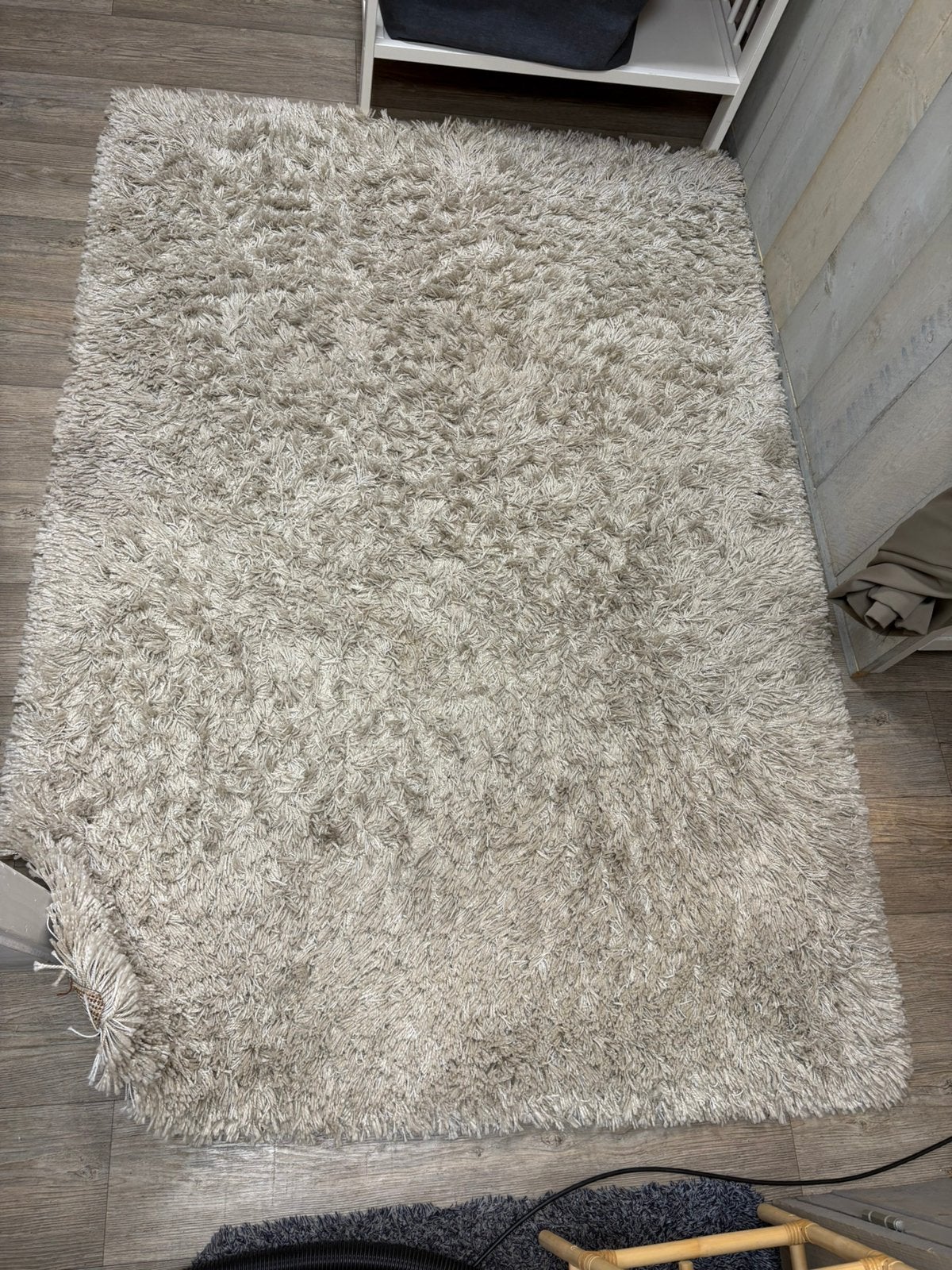 ZGAN hoogpolig beige/creme vloerkleed 150x200 cm, Ophalen, Beige, 200 cm of meer, Zo goed als nieuw