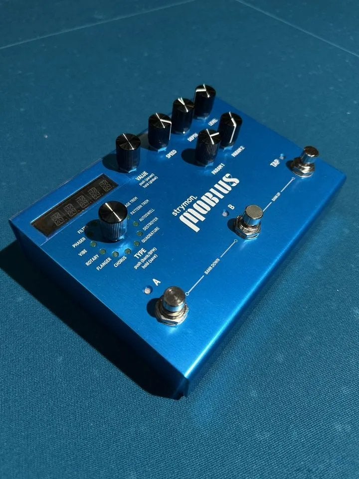 Strymon Mobius Multi-Modulation gitaareffectpedaal, Ophalen of Verzenden, Zo goed als nieuw