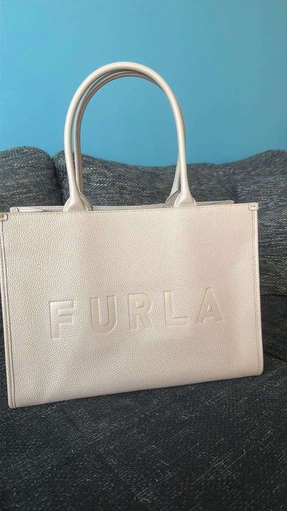 furla tas, Sieraden, Tassen en Uiterlijk, Tassen | Damestassen, Ophalen of Verzenden, Zo goed als nieuw, Overige kleuren, Handtas