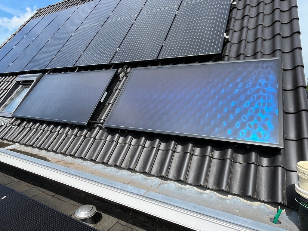 zonneboiler HR-Solar met 2 panelen en 200 Liter Boilervat, Doe-het-zelf en Verbouw, Ophalen, Gebruikt, 100 liter of meer, Boiler