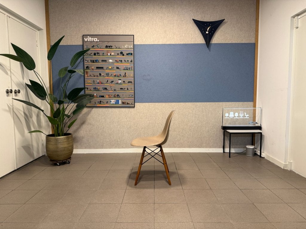 Vitra | Eames | DSW | Greige fiberglass | 4x, Huis en Inrichting, Stoelen, Niet ingevuld, Niet ingevuld, Ophalen of Verzenden