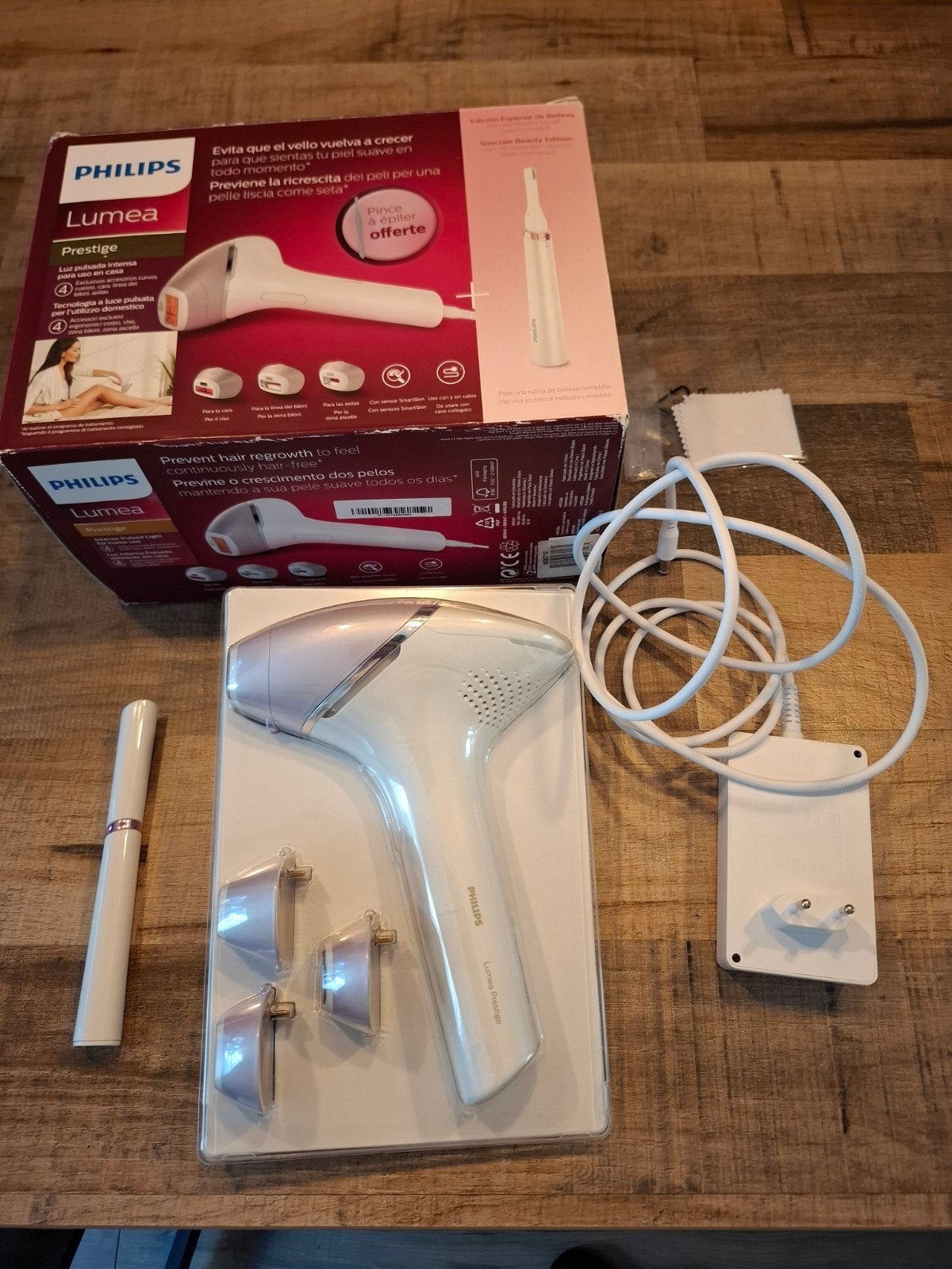 Philips Lumea Prestige BRI947 IPL ontharingsapparaat, Ophalen of Verzenden, Zo goed als nieuw, Scheren en Epileren