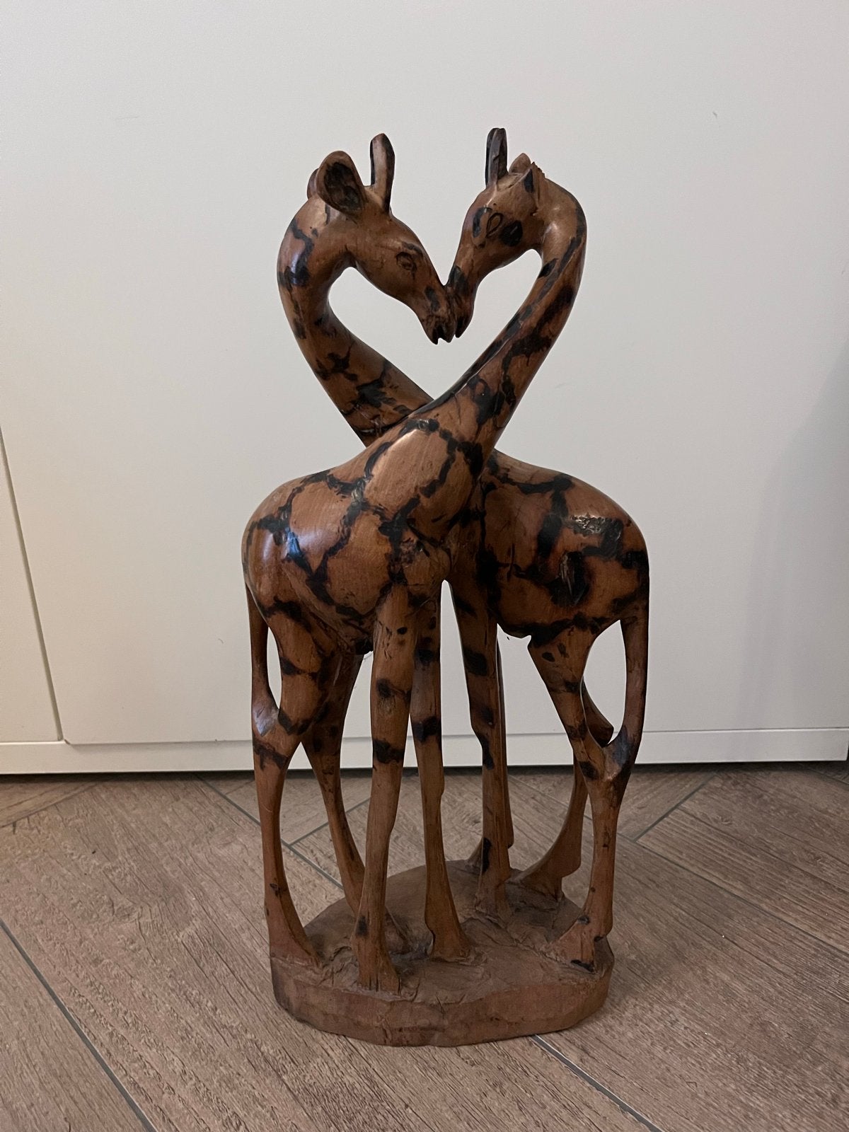 Houten Giraffen Beeld - Afrikaanse Kunst, Ophalen of Verzenden, 20 - 50 cm, Beeld, Hout