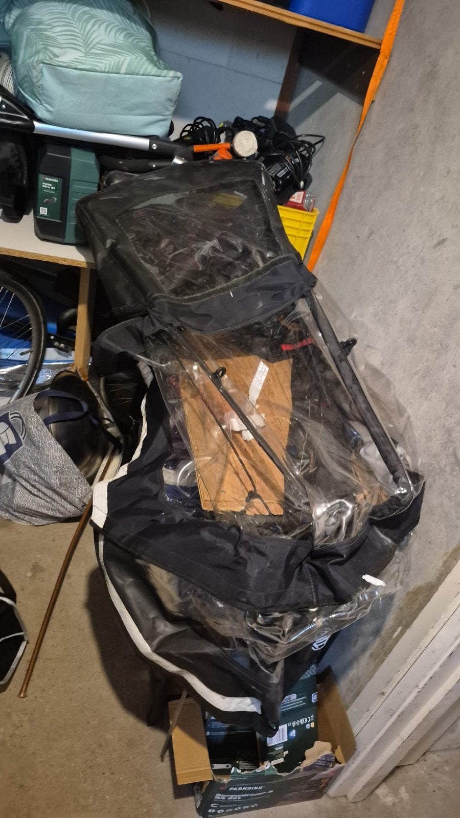 Urban Arrow regenhuif, Ophalen, Zo goed als nieuw, 1 kind