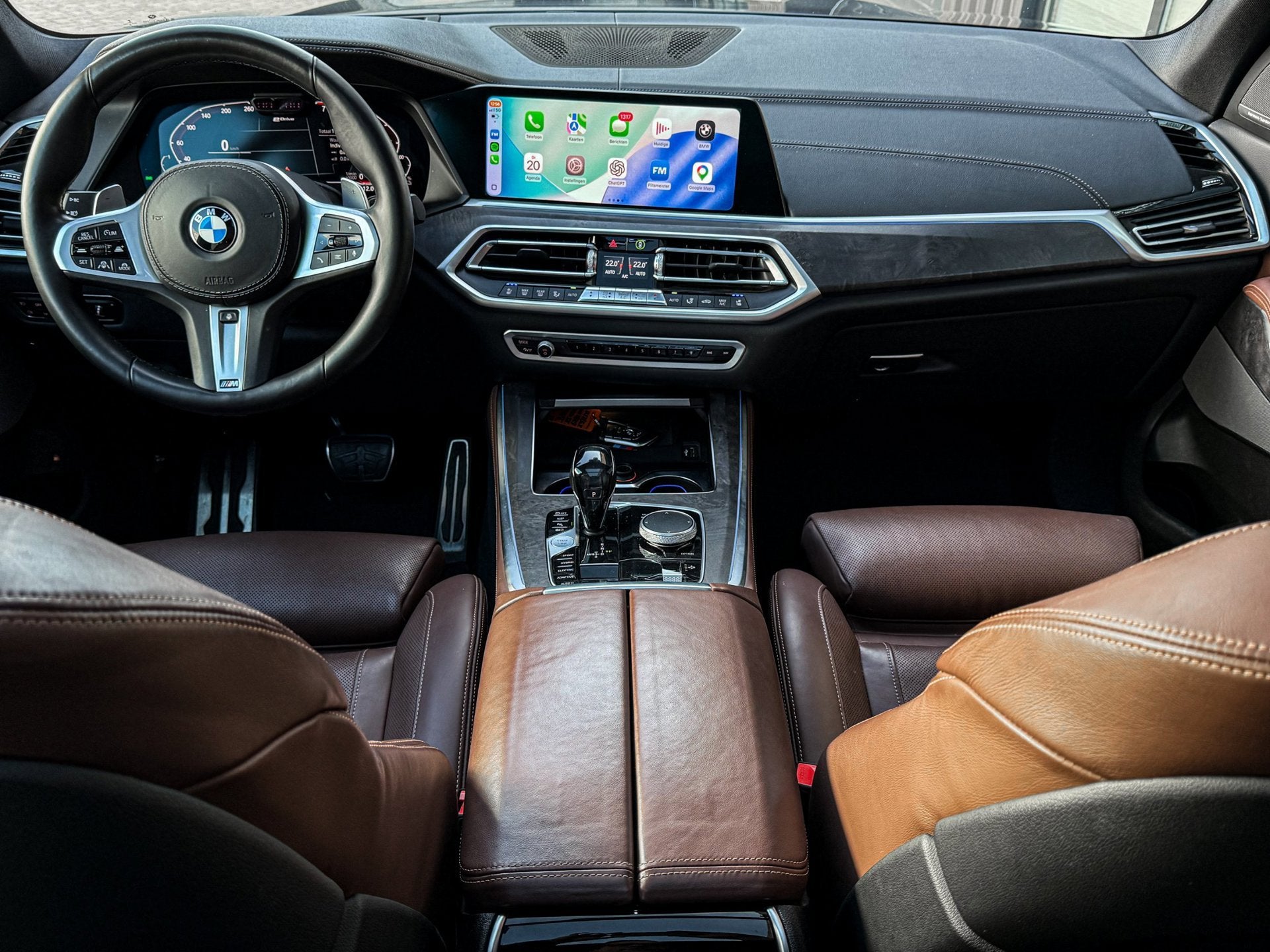BMW X5 XDrive45e High Executive 3X M-SPORT 93% SOH PANO/TREK, Auto's, Dealer onderhouden, Gebruikt, 394 pk, Vierwielaandrijving