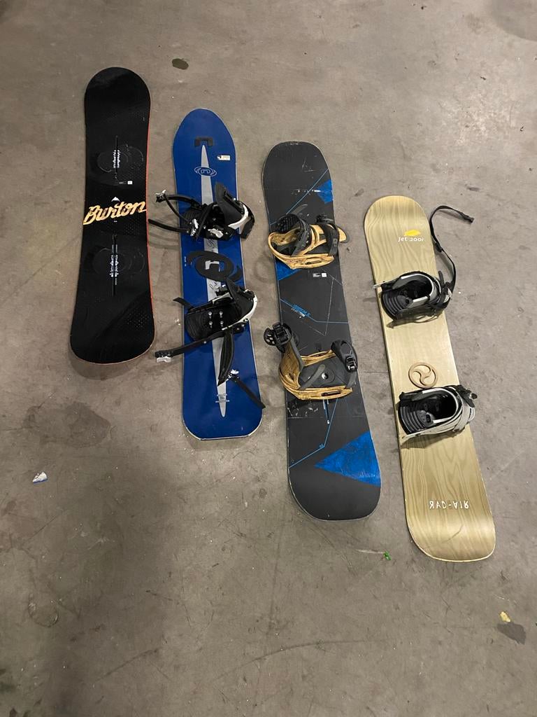 Diverse Snowboards + snowblades, Ophalen, Gebruikt, Board