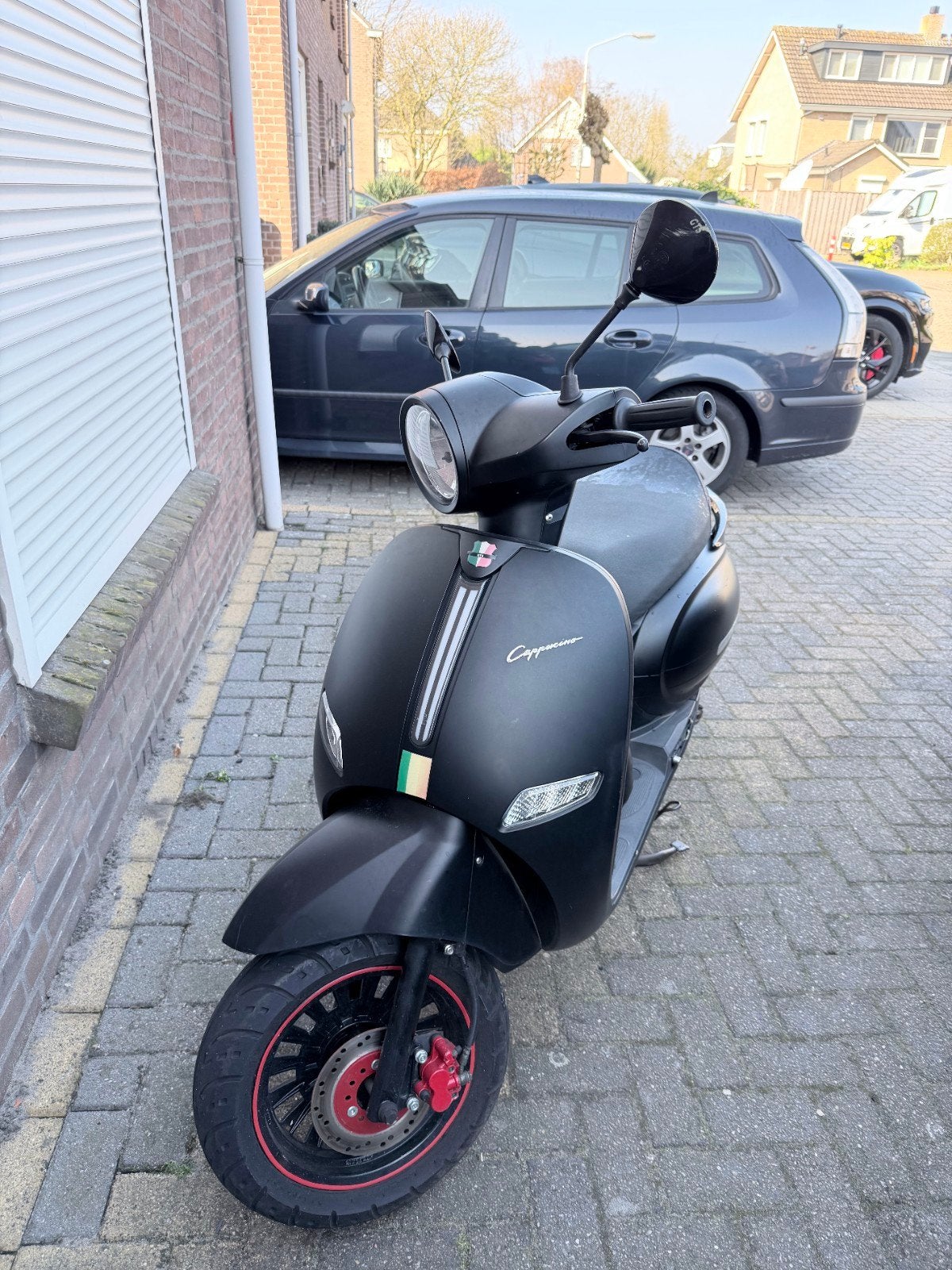 Gts cappuccino, Ophalen, Gebruikt, Benzine, Overige merken