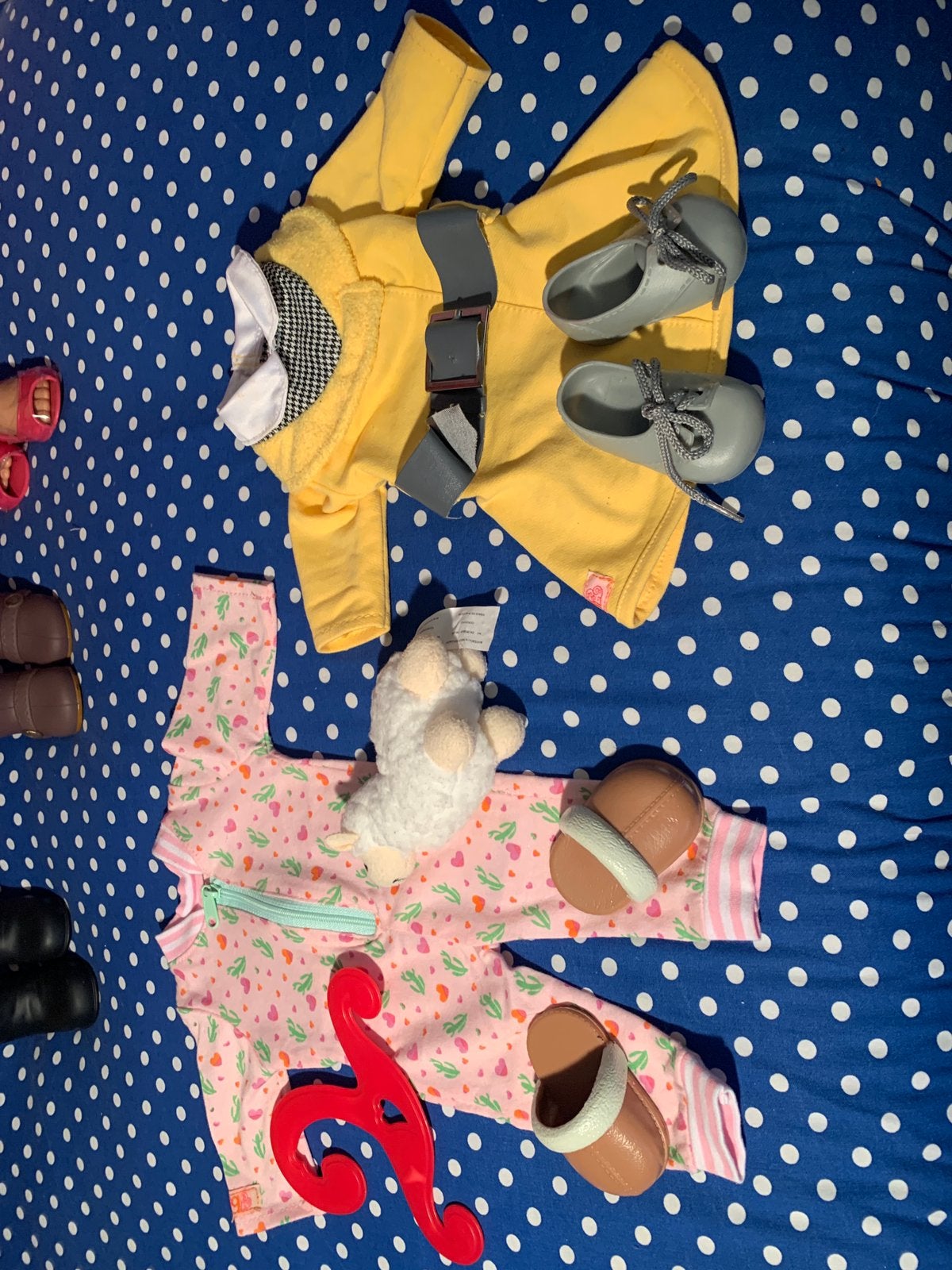 Groot pakket Our Generation poppen kledingsetjes samen €45,-, Ophalen of Verzenden, Zo goed als nieuw, Babypop