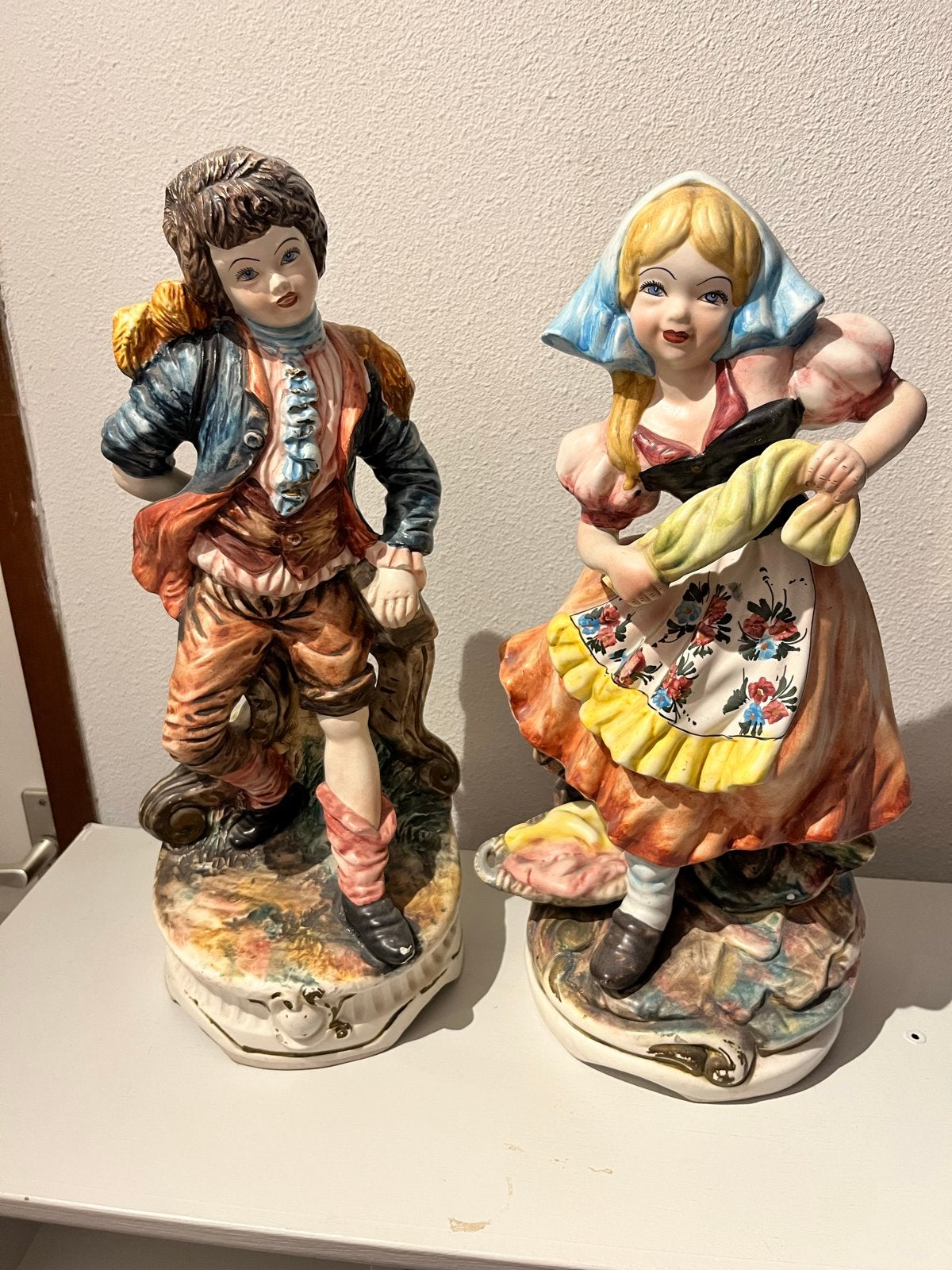 Capodimonte Beeldjes - Jongen en Meisje (42 cm), Ophalen