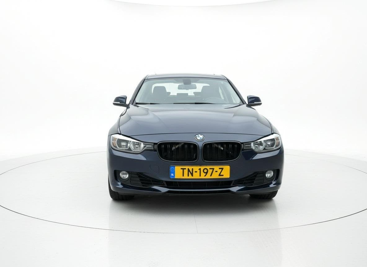 BMW 3-serie Touring 330d LEER - NAVIPRO - CRUISE - STOELVERW, Auto's, Automaat, Euro 5, Beige, 2993 cc