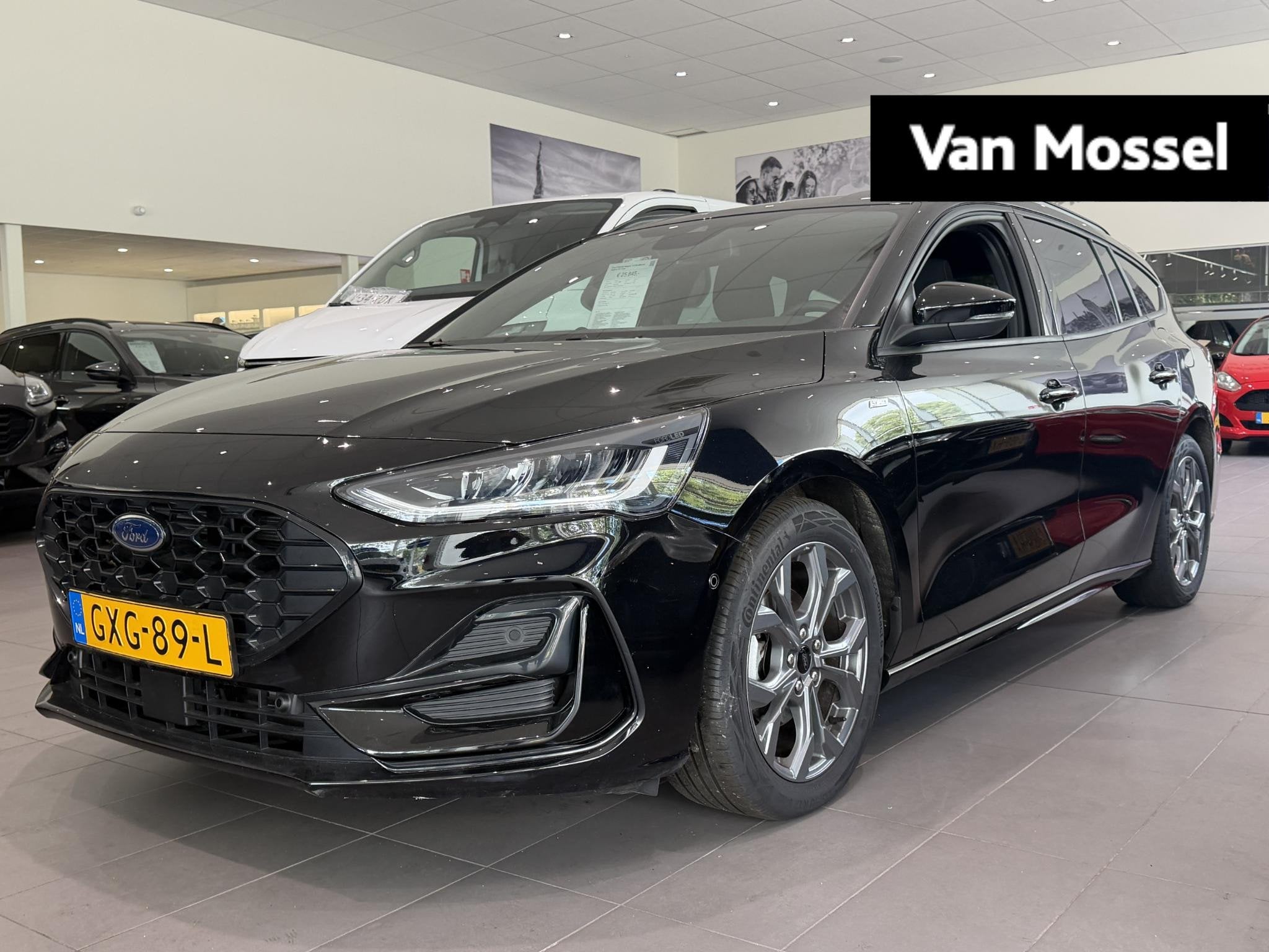 Ford Focus Wagon 1.0 EcoBoost Hybrid ST Line navigatie | app