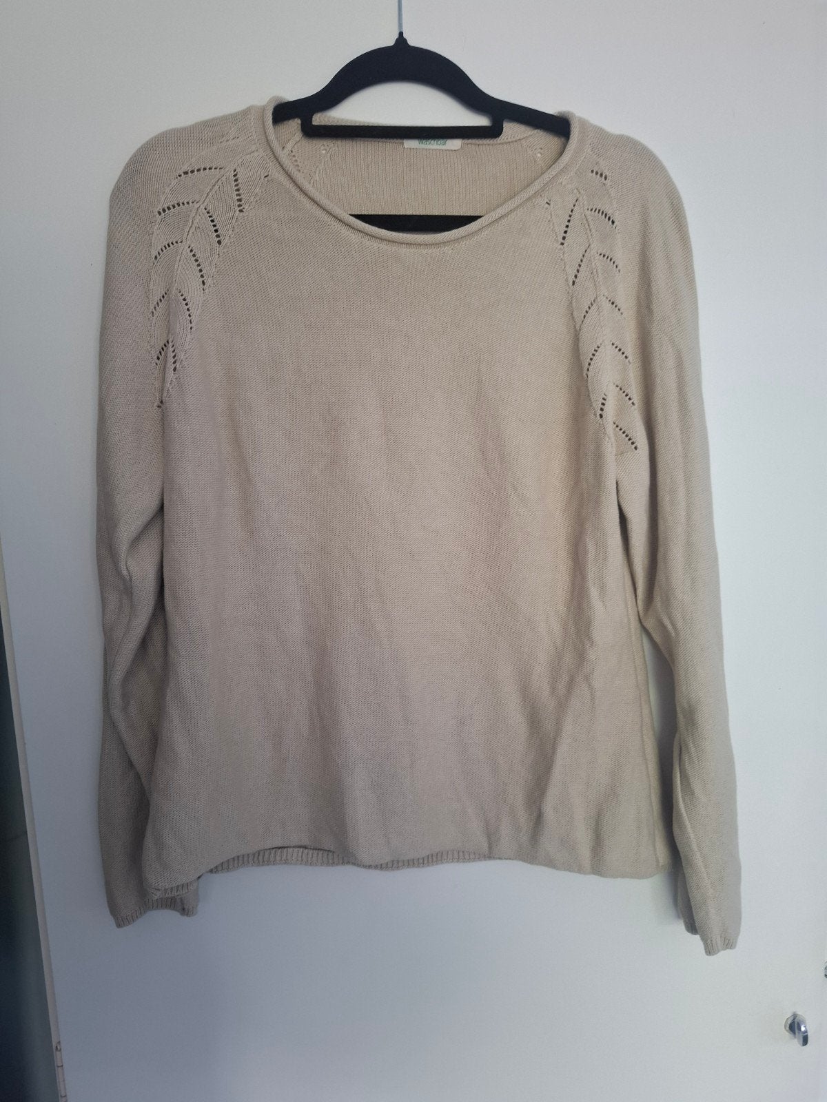 Mooie  trui maat 42, Beige, Maat 42/44 (L), Ophalen of Verzenden, Zo goed als nieuw