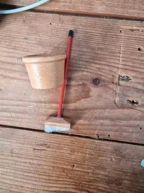 Bodo Hennig Miniatuur Houten Emmer met Bezem, Ophalen of Verzenden