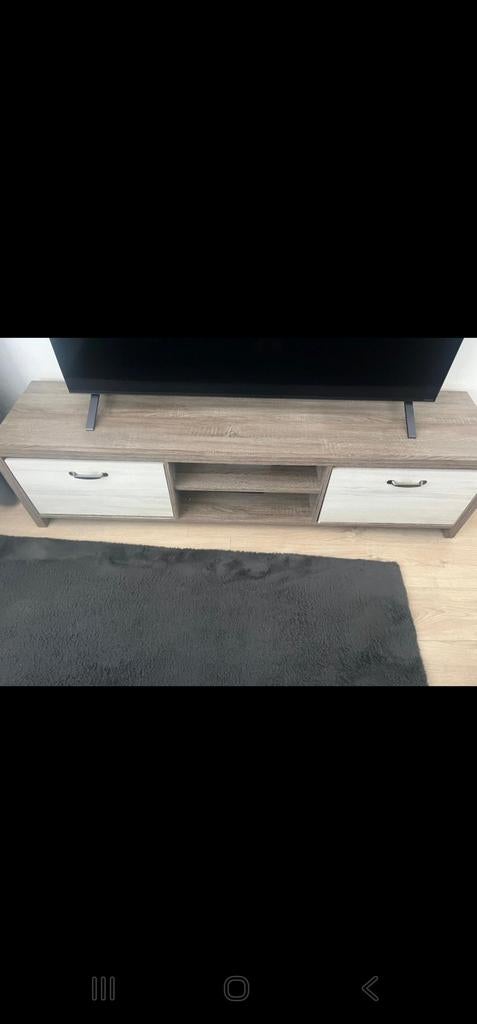 Modern TV-meubel met opberglades, Huis en Inrichting, Kasten | Televisiemeubels, 100 tot 150 cm, Ophalen of Verzenden, Zo goed als nieuw