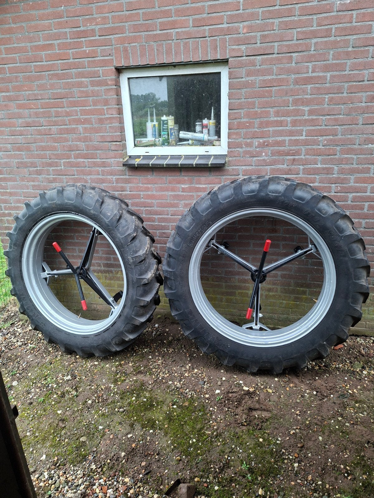 Dubbellucht 270/95r36 molcon 11.2/36, Zakelijke goederen, Agrarisch | Onderdelen | Banden, Velgen en Assen, Ophalen