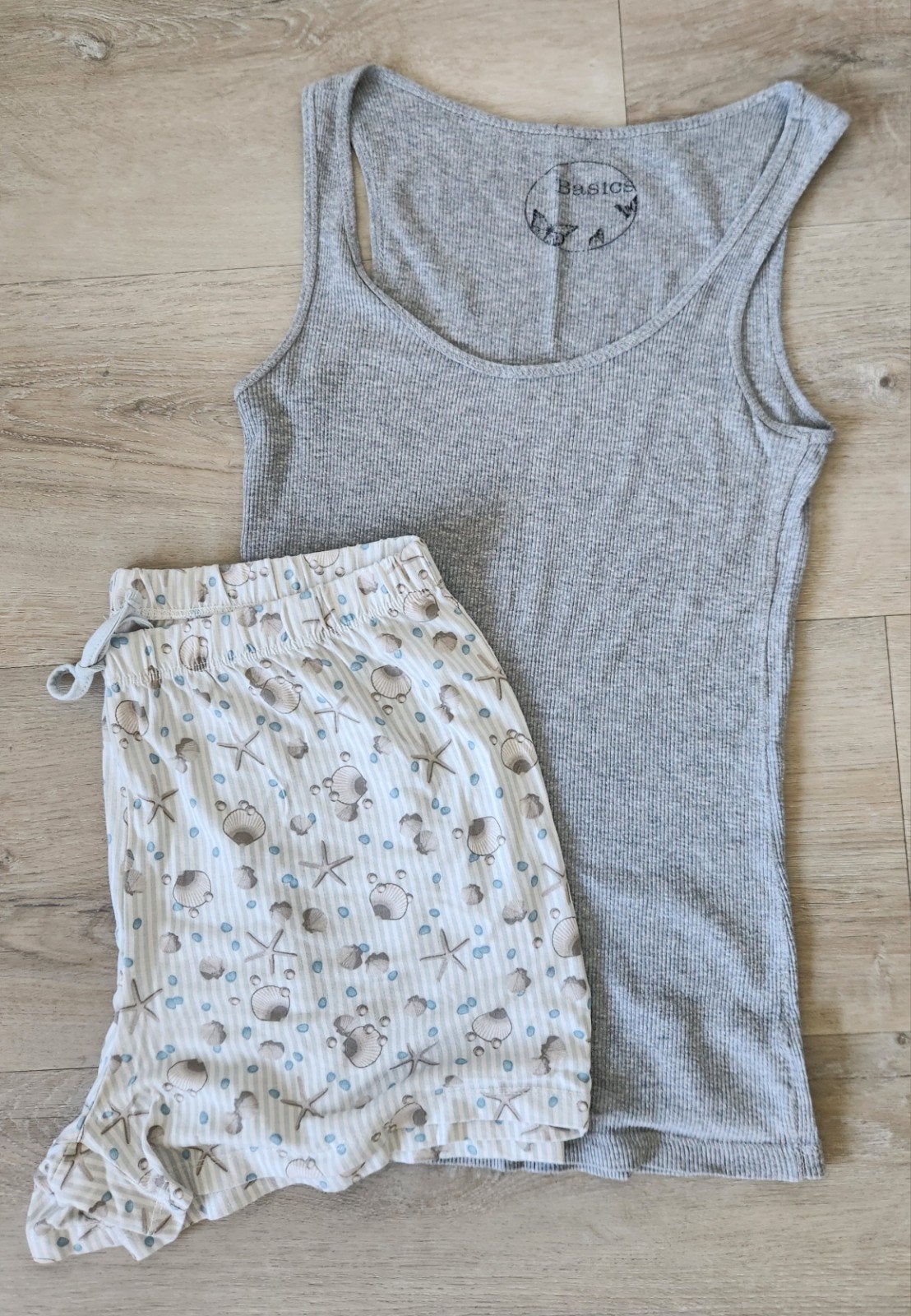 Dames pyjama set, kleur grijs blauw beige, merk basic, Kleding | Dames, Basics, Ophalen of Verzenden, Zo goed als nieuw, Maat 38/40 (M)
