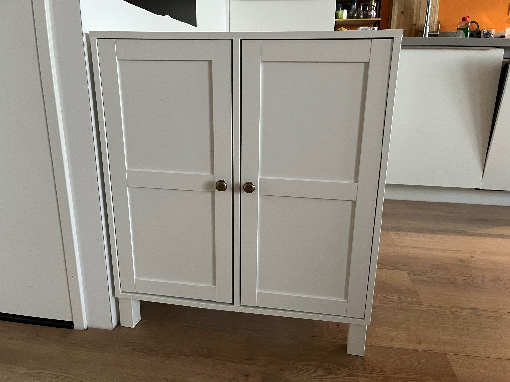Small white storage cabinet – crack in bottom, Huis en Inrichting, Ophalen, Gebruikt, 50 tot 100 cm, Minder dan 100 cm
