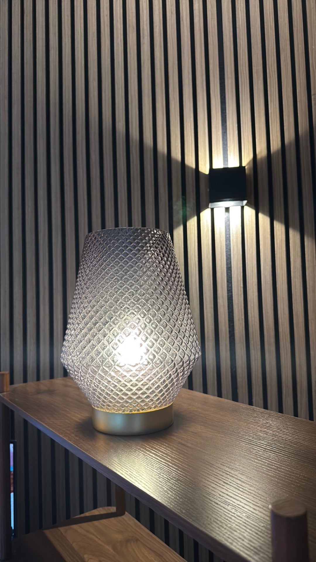 Mooie lamp op batterij, Ophalen, Zo goed als nieuw, E27 (groot), Led-lamp