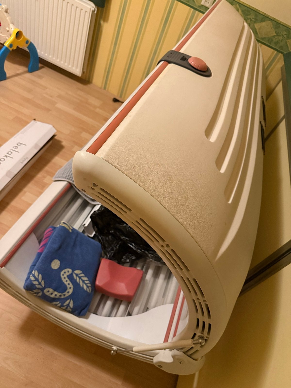 Zonnebank Ali Sun XL 12 - Gratis af te halen, Ophalen of Verzenden, Gebruikt, Zonnebank enkelzijdig, 10 tot 15 lampen
