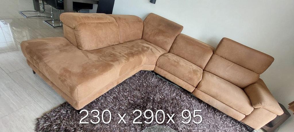 Bruine/cognac hoekbank met relaxfunctie en veel zitruimte, Ophalen, 250 tot 300 cm, Gebruikt, Hoekbank
