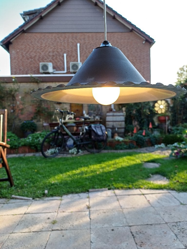 Vintage metalen Heksenhoed Hanglamp., Gebruikt, Metaal, Jaren 70, E27 (groot)