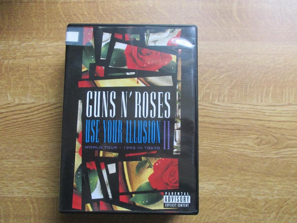 guns n´roses -use your illusion-, Alle leeftijden, Verzenden, Zo goed als nieuw