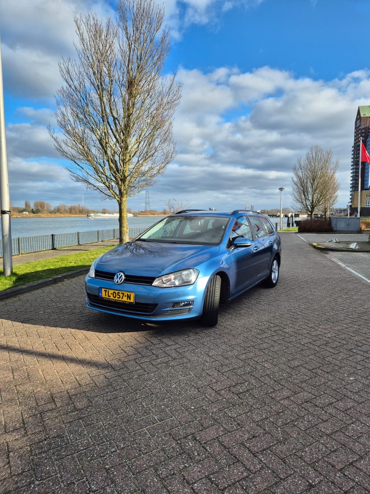 Volkswagen Golf 1.2 TSI 77KW/105PK Variant 2013 Blauw, Voorwielaandrijving, 4 cilinders, Blauw, 1197 kg