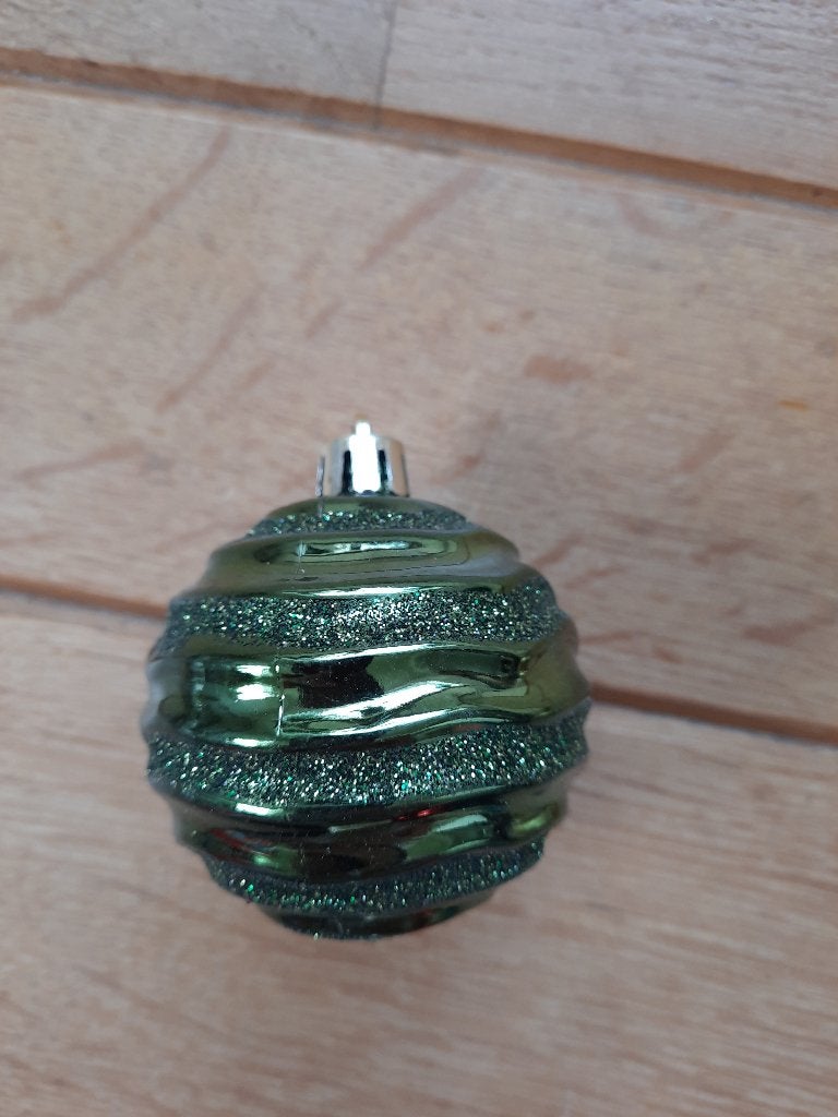 Kerstbal groen - kunststof - nieuw -, Ophalen of Verzenden, Nieuw