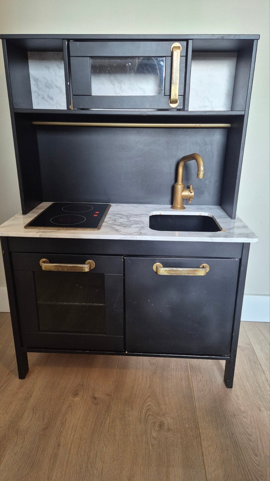 Ikea Speelkeuken Zwart Goud - Leuk marmer blad, Ophalen of Verzenden, Gebruikt, Hout, Speelkeuken
