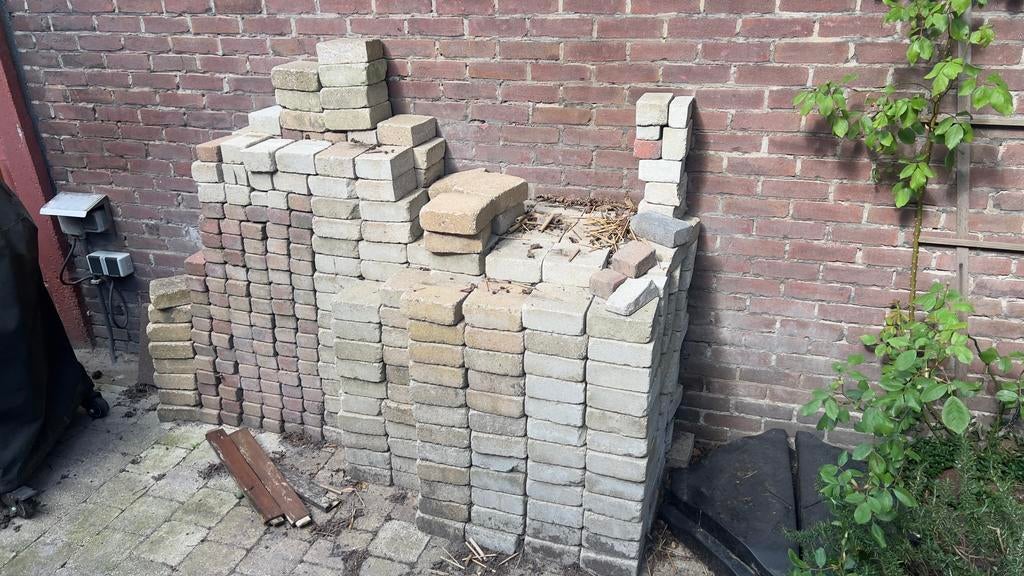 Tuintegels laatste kans, Tuin en Terras, Ophalen, Overige materialen, Gebruikt, 5 tot 10 m²