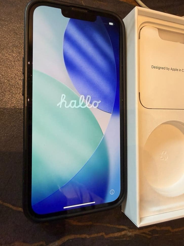 Iphone 13. 256GB. Midnight blue, 80 %, Gebruikt, Blauw, IPhone 13