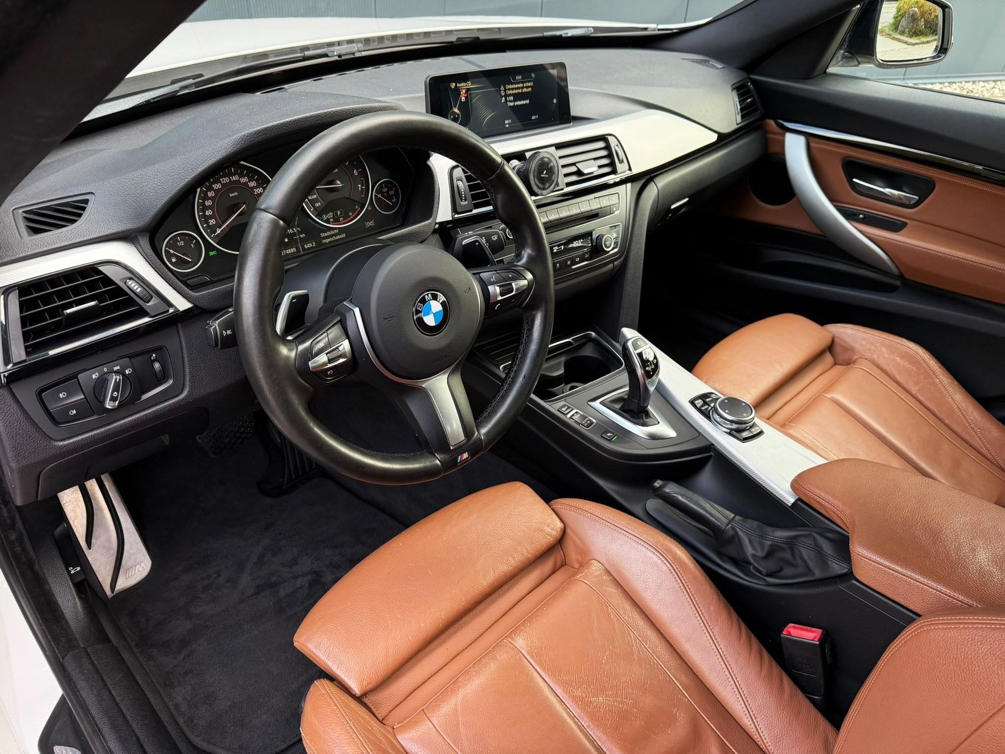 BMW 3-serie Gran Turismo 320i M Sport / Leer / Camera / Navi, Automaat, Achterwielaandrijving, Gebruikt, Euro 6