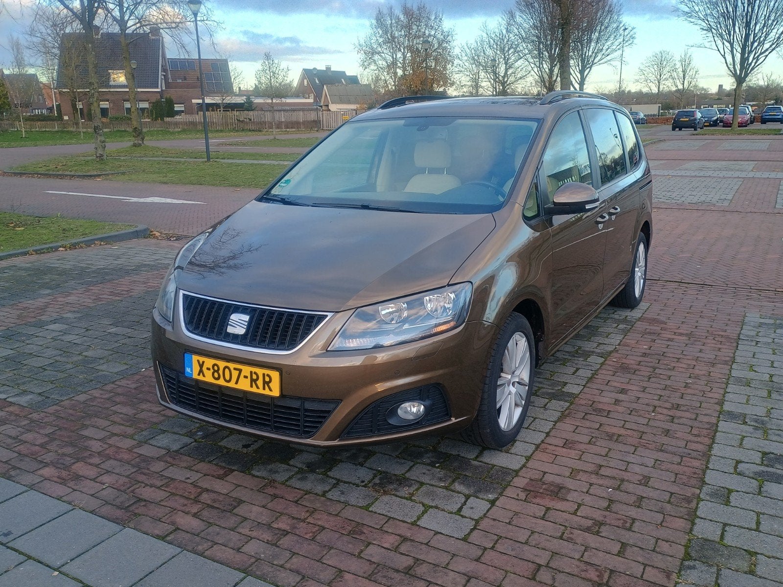 Seat Alhambra 1.4 TSI 110KW 2012 Bruin, Auto's, Voorwielaandrijving, Euro 5, Stof, 1800 kg