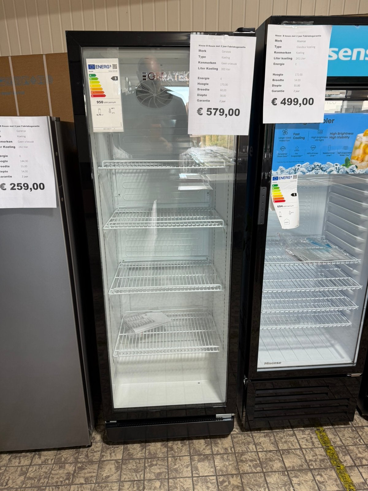 Glasdeur koeling zwart nieuw 300 liter 170 hoog, Geratek, Zonder vriesvak, Geratek, 200 liter of meer