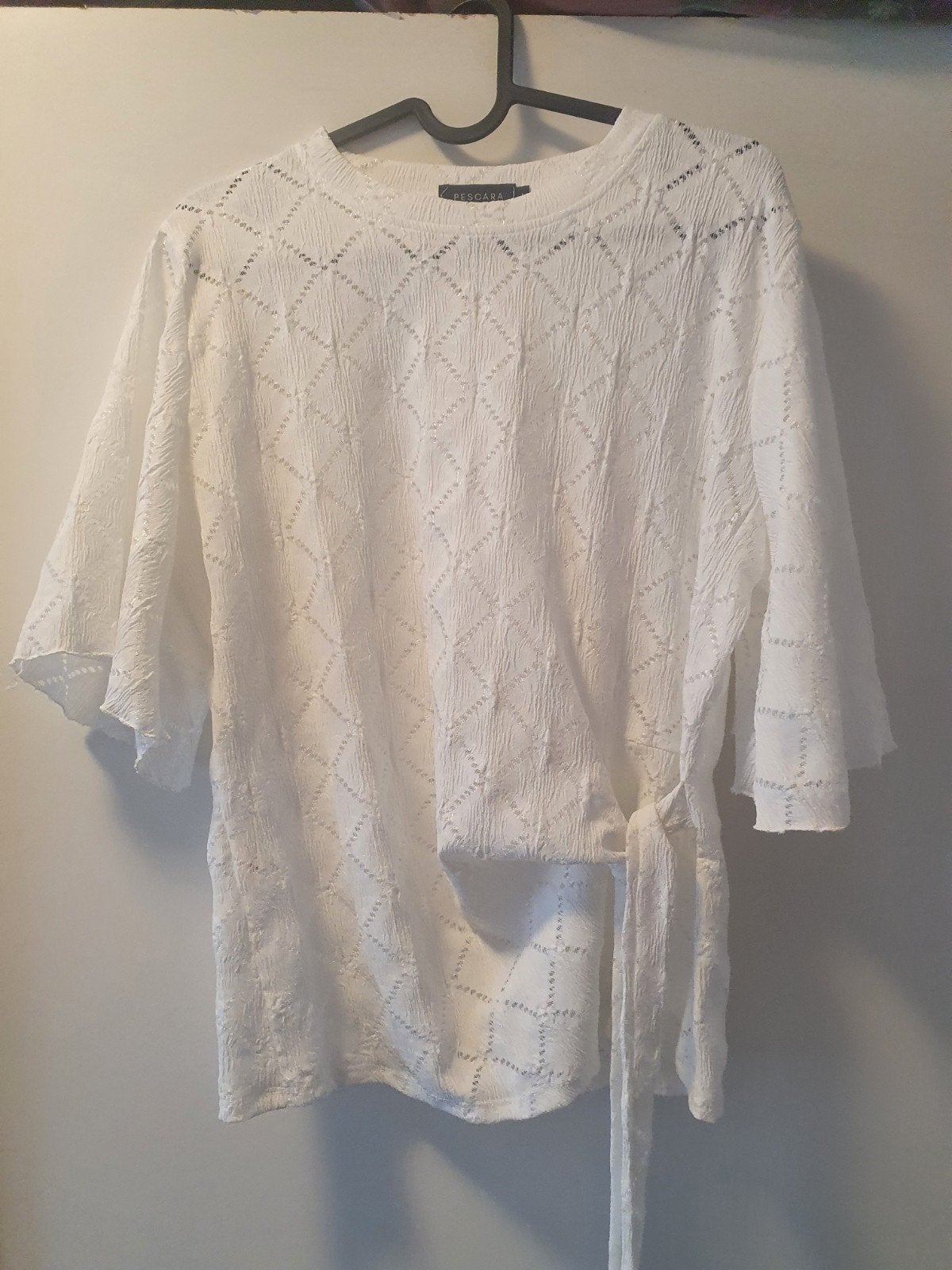 Nieuw! Wit wikkelshirt van Pescara maat L!, Kleding | Dames, Verzenden, Nieuw, Maat 38/40 (M), Wit
