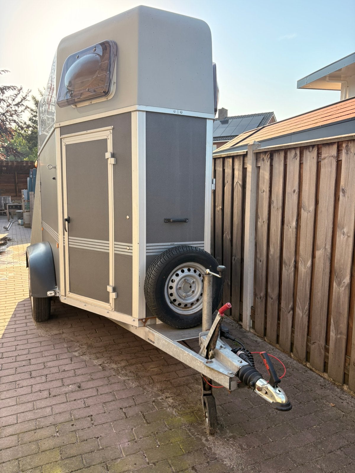 Paardentrailer 1,5paards, Ophalen, Gebruikt, Hout, 1½-paards trailer