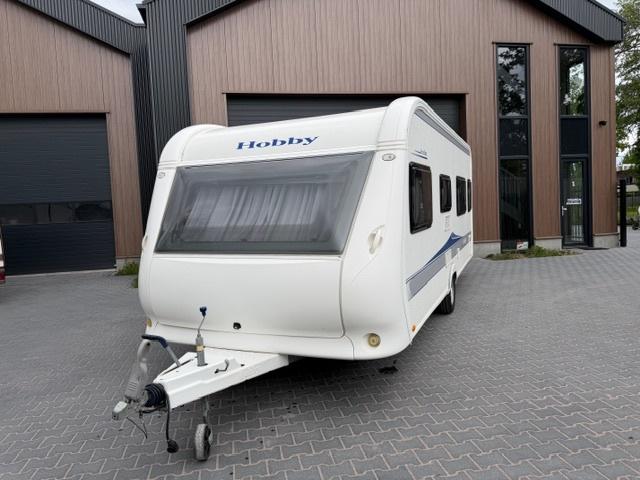 Royale Hobby 560 WLU Excellent Enkele bedden incl. luifel, 2 aparte bedden, Hobby, Schokbreker, Bedrijf