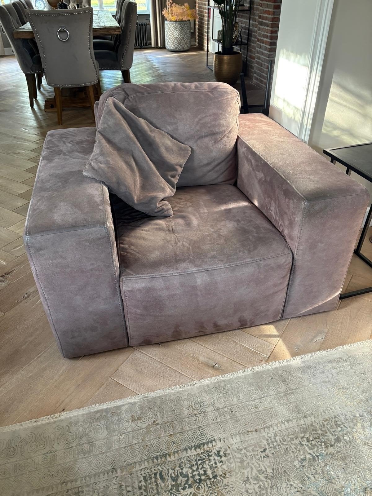 Comfortabele fauteuil - Grijs/Bruin, Huis en Inrichting, Stoelen, Gebruikt, Overige kleuren, Ophalen of Verzenden, Eén