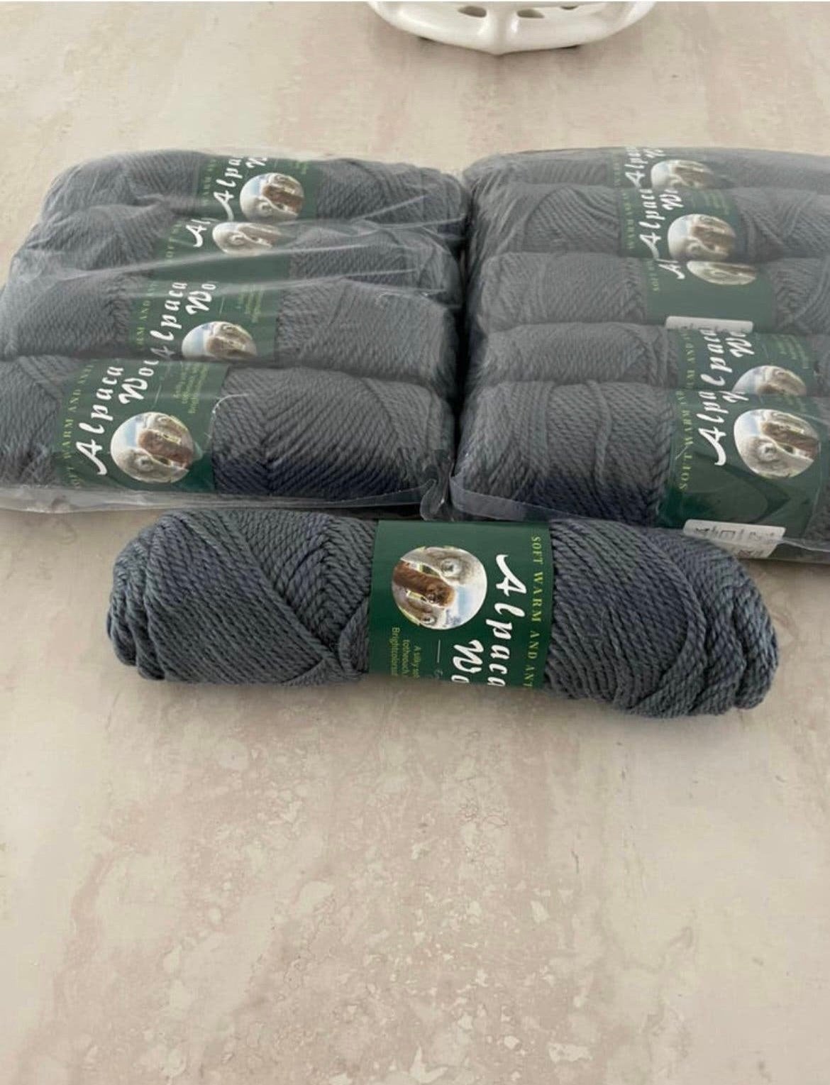 alpaca wool, Ophalen of Verzenden, Zo goed als nieuw, Breien of Haken, Wol of Garen