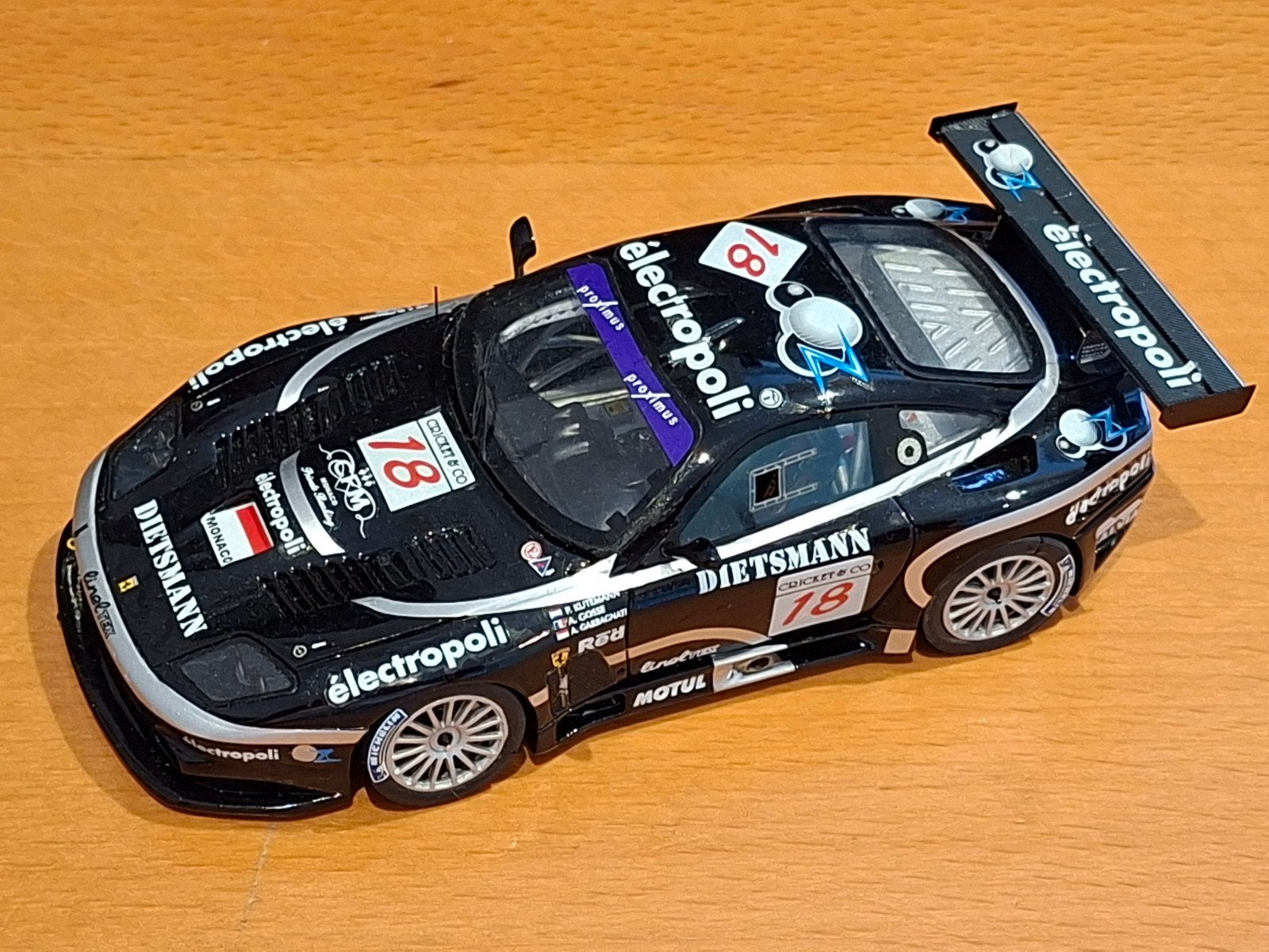 Ferrari 575 Maranello GTC - Peter Kutemann Spa 2004 (BBR), Verzenden